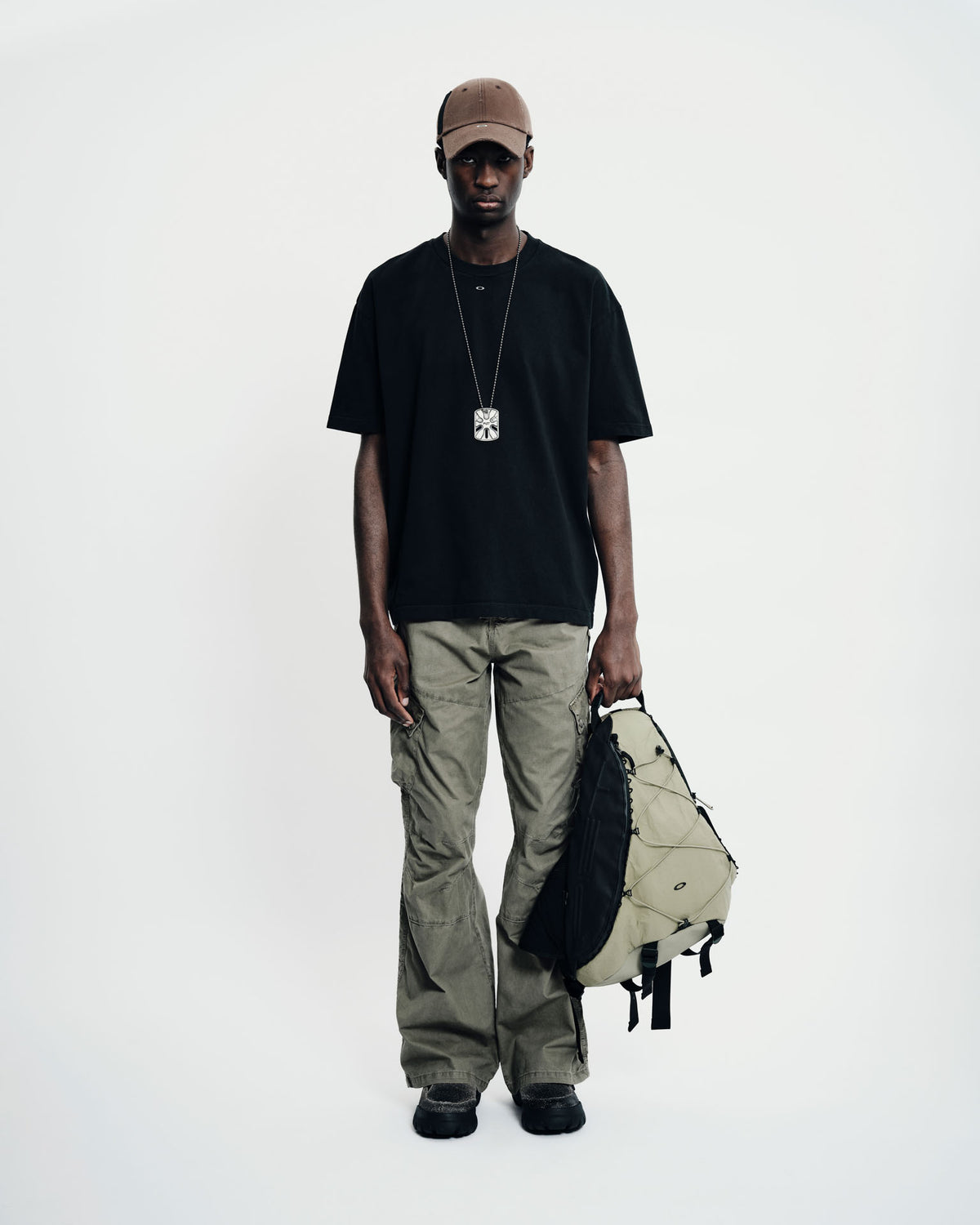 Mochila Sling Piet + Oakley - Olive Green/Preto