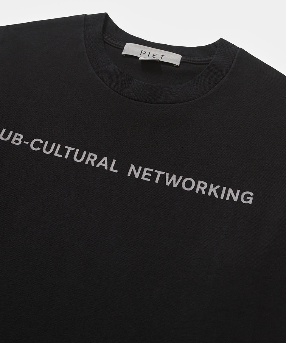 Camiseta Sub-cultural Networking - Preta